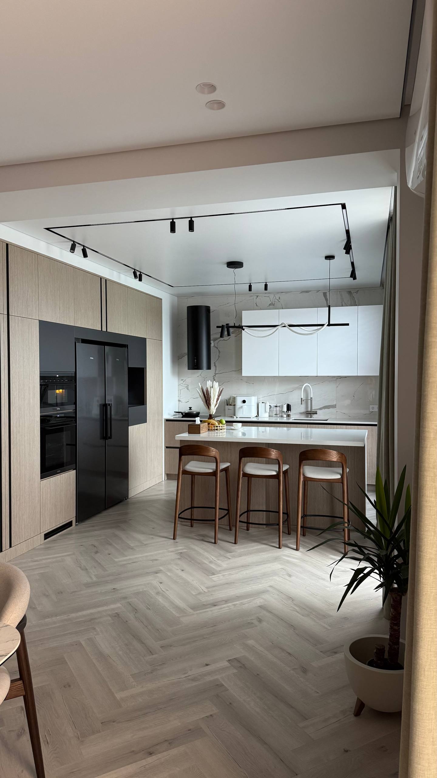 FARGO Herringbone Дуб Лондонский Туман для квартиры