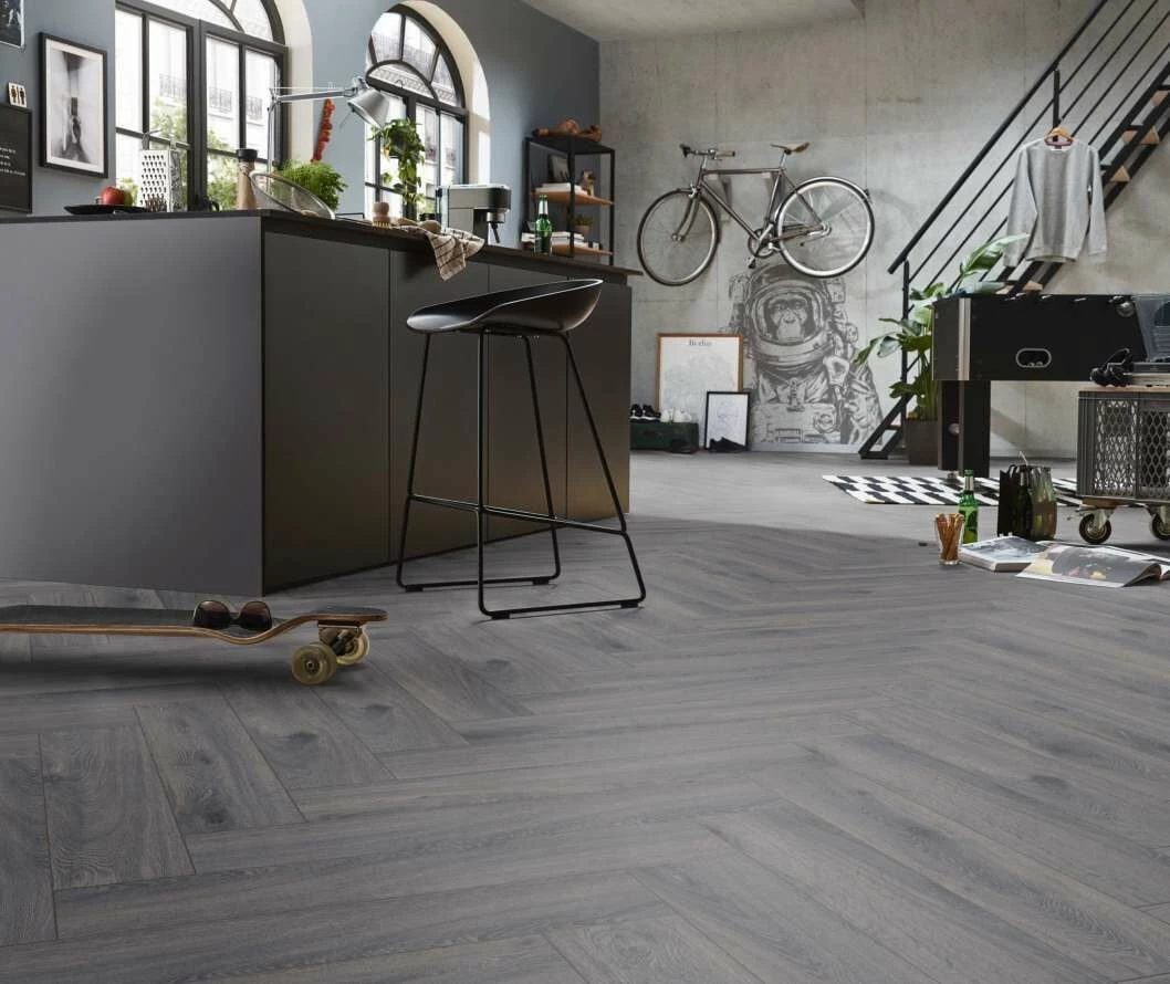 Ламинат Kronotex Herringbone 10 мм Престиж Серый 4167
