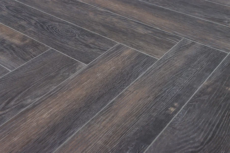 Плитка CronaFloor HERRINGBONE 4, 5 мм ДУБ БОРДО