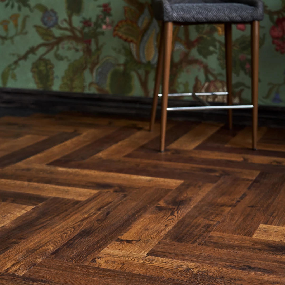 Плитка Vinilam PARQUET HERRINGBONE 6, 5 мм IS11155 Парижский Паркет