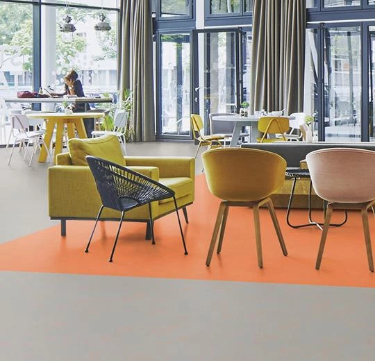 Мармолеум Forbo Decibel 373835 orange glow