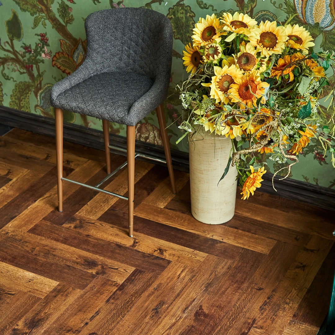 Плитка Vinilam PARQUET HERRINGBONE 6, 5 мм IS11155 Парижский Паркет