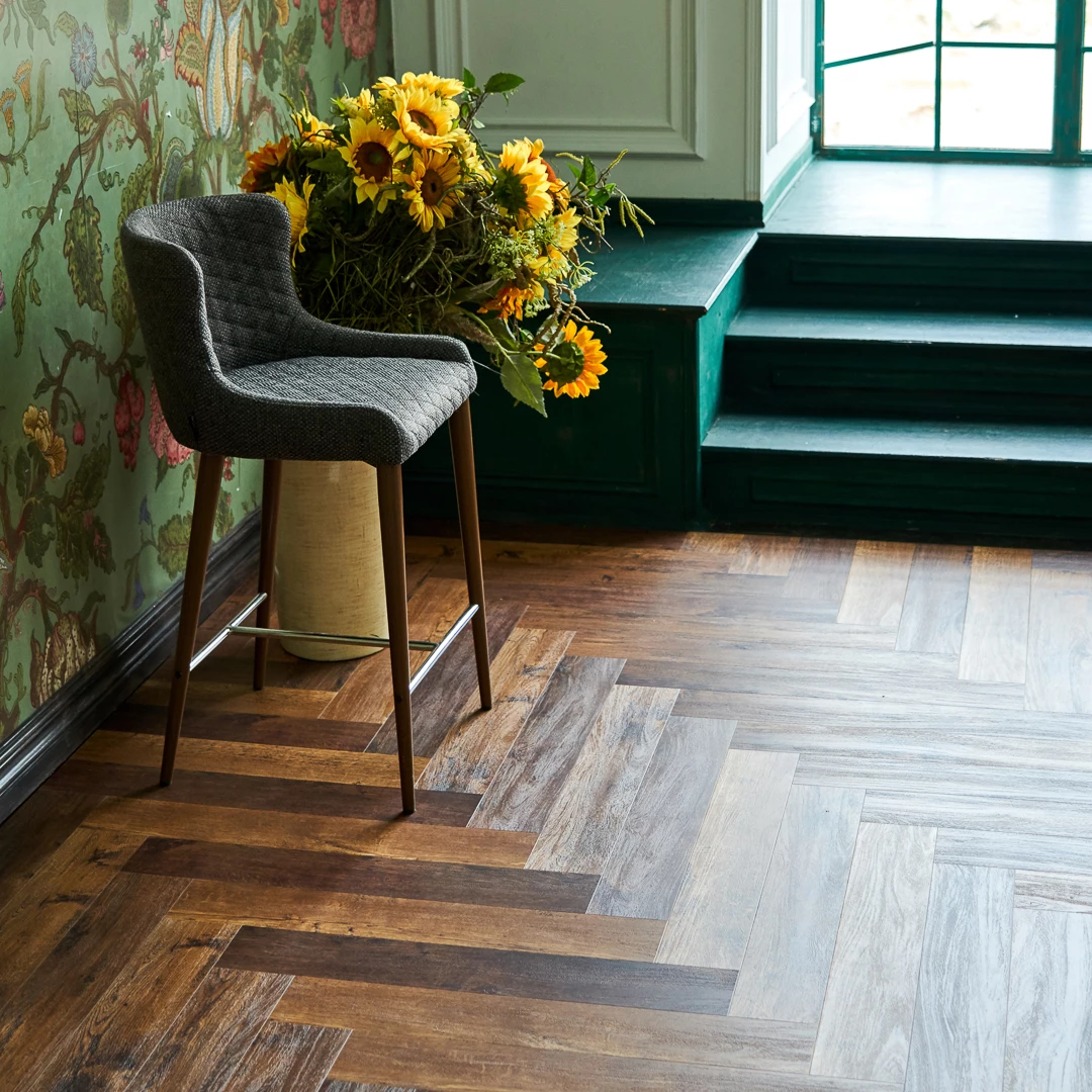 Плитка Vinilam PARQUET HERRINGBONE 6, 5 мм IS11155 Парижский Паркет
