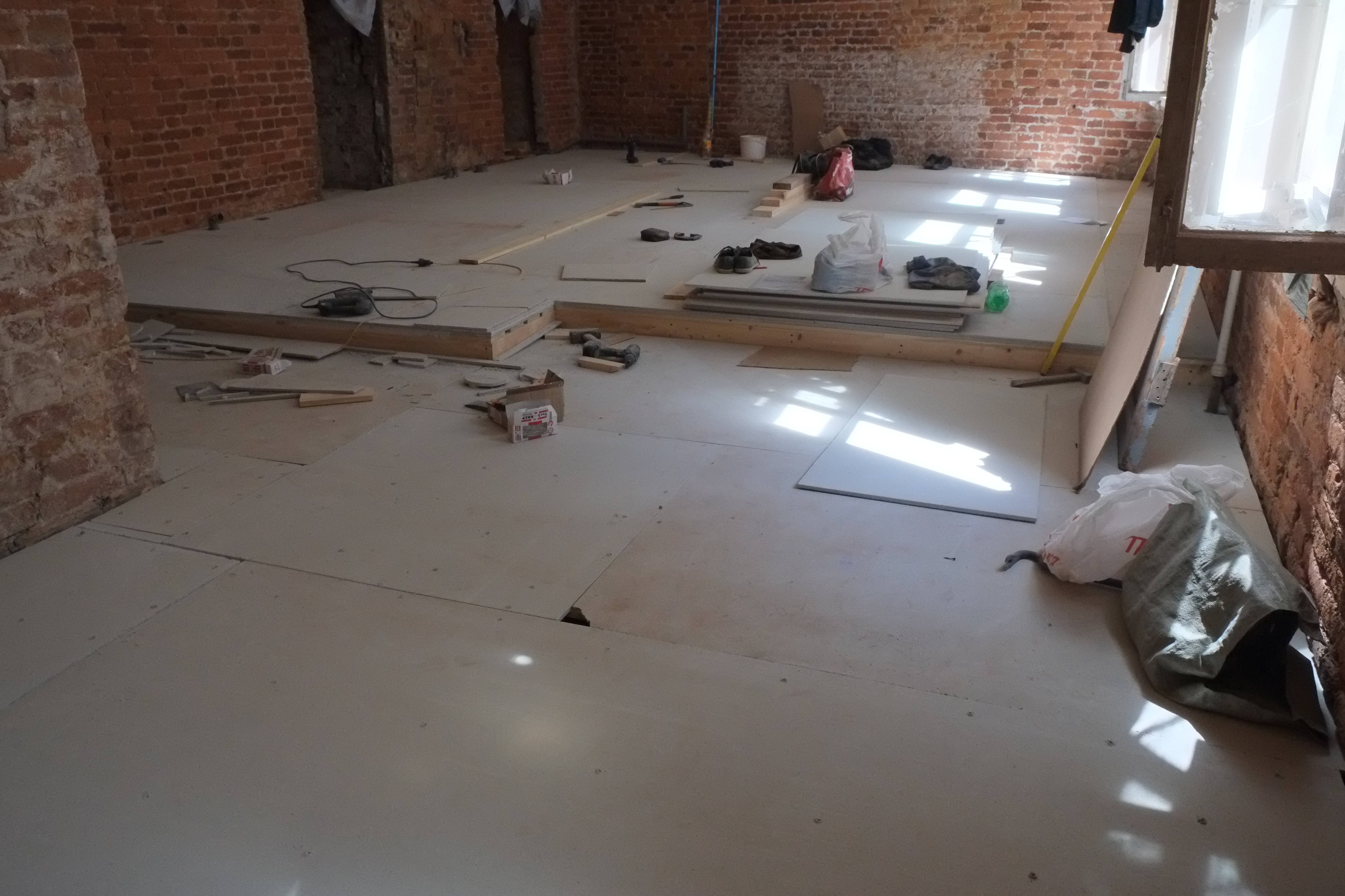 �� ������ �������� �������� ��� 122 �2  1