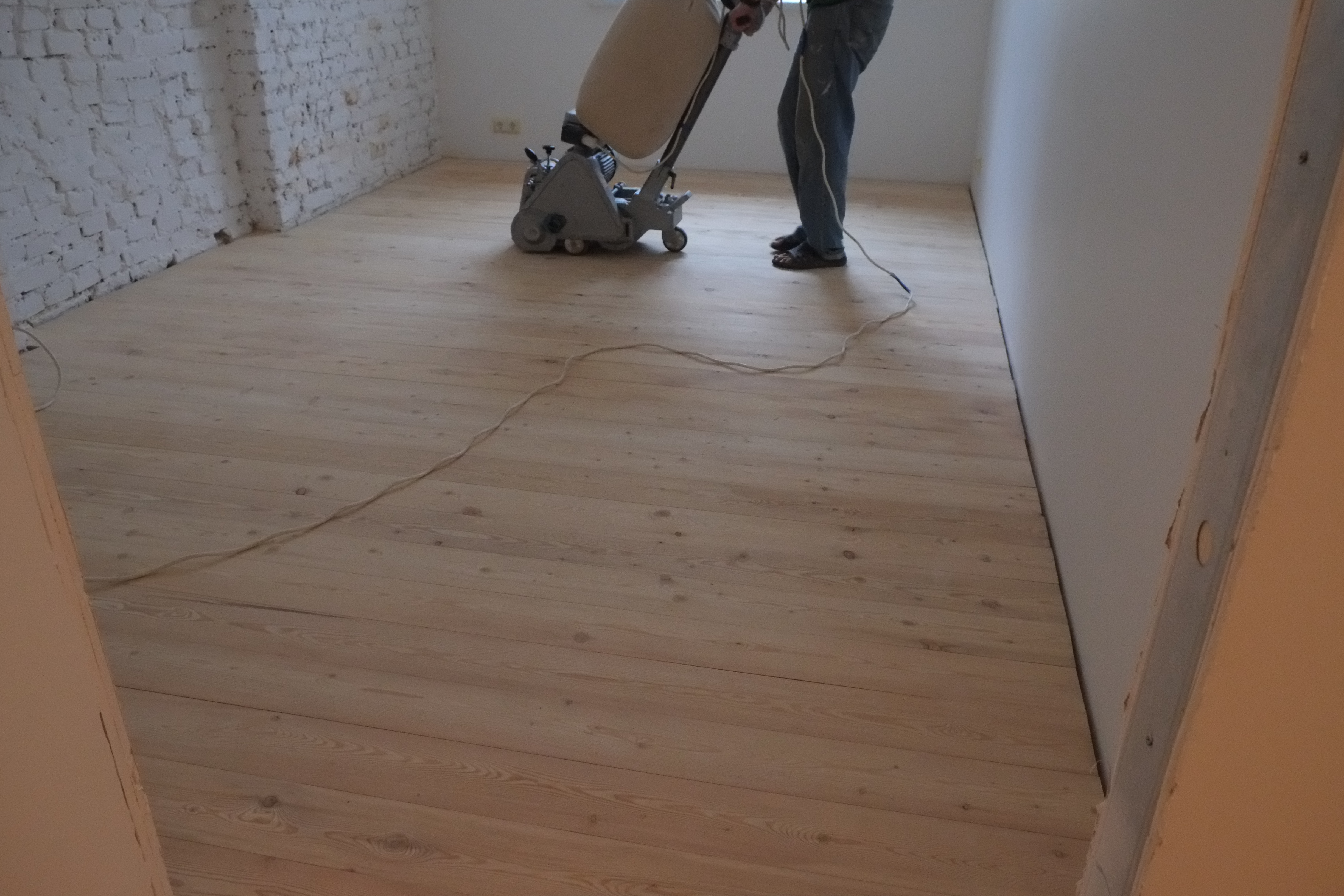 �������� ��������� ����� �� �����������