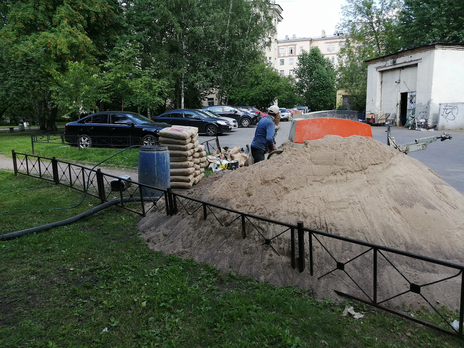 Монтаж профлиста и заливка стяжки